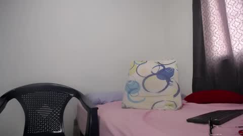 Snapshot of violeta_sorachi chatting on 3, 12, 2025 VIOLETA SORACHI online show from 3, 12, 2025