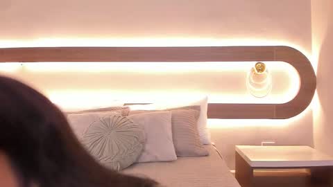 Violeta Sum online show from 6, 3, 2026