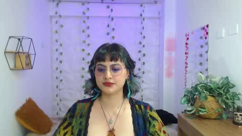 Snapshot of violeta_ximenez chatting on 18, 10, 2025 Violeta online show from 18, 10, 2025