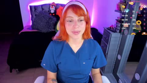Snapshot of violetaarey chatting on 28, 12, 2024 Violeta Help me reach 150 thumbs up online show from 28, 12, 2024