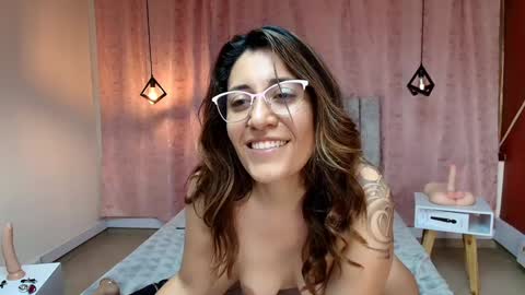Snapshot of violetascott_ chatting on 9, 1, 2025 VIOLETA online show from 9, 1, 2025