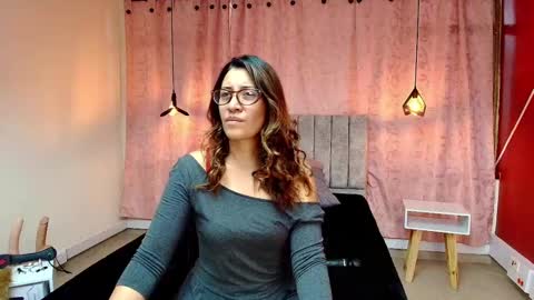 Snapshot of violetascott_ chatting on 10, 3, 2025 VIOLETA online show from 10, 3, 2025