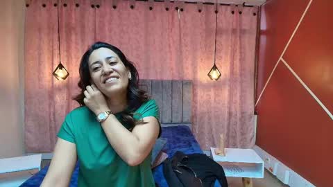 Snapshot of violetascott_ chatting on 26, 9, 2025 VIOLETA online show from 26, 9, 2025