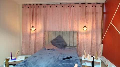 Snapshot of violetascott_ chatting on 7, 10, 2025 VIOLETA online show from 7, 10, 2025