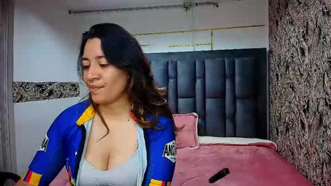 VIOLETA online show from 22, 12, 2025