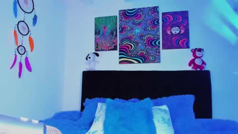 Violet online show from 11, 1, 2025