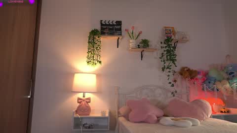violeth___ online show from 11, 5, 2026