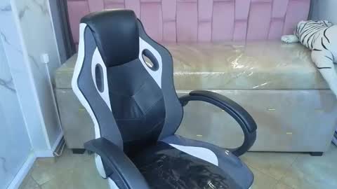 violeth_b online show from 3, 3, 2026