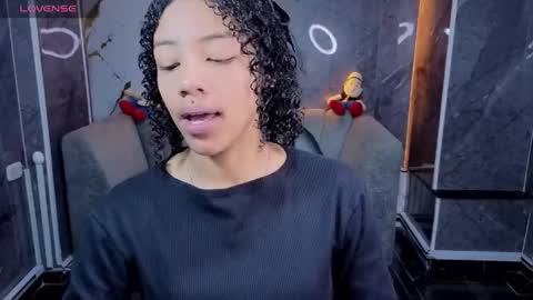 violeth_b online show from 5, 5, 2026