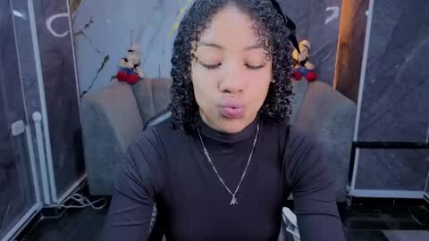 violeth_b online show from 8, 5, 2026