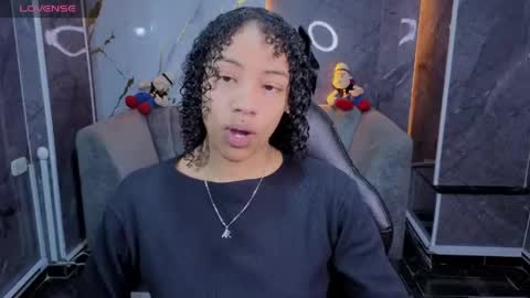 violeth_b online show from 11, 5, 2026
