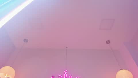 Violeth Hill online show from 25, 1, 2025