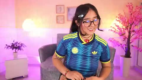 violetjonesx online show from 11, 6, 2026