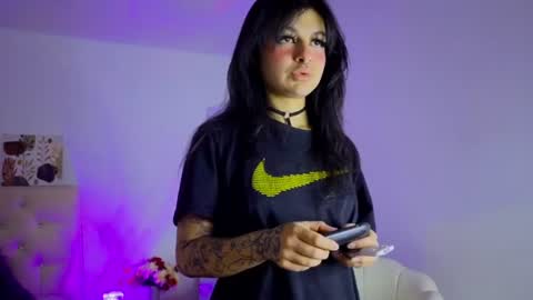  online show from 24, 6, 2026