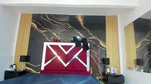 Violet Rose online show from 8, 11, 2025