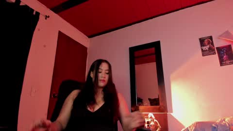 Snapshot of violetsalvatore chatting on 3, 12, 2024 Violet salvatore online show from 3, 12, 2024