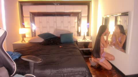 violetskinny online show from 3, 2, 2025