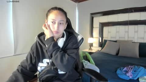 violetskinny online show from 13, 10, 2025