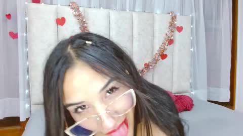 Snapshot of violetsweet_cs chatting on 21, 2, 2025 violetsweet_cs online show from 21, 2, 2025