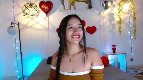 Snapshot of violetsweet_cs chatting on 5, 3, 2025 violetsweet_cs online show from 5, 3, 2025