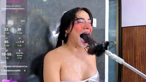 Snapshot of violett_collins_ chatting on 25, 10, 2025 Violett online show from 25, 10, 2025