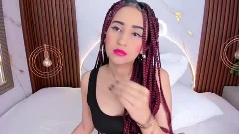 Snapshot of violett_rabbit_ chatting on 4, 10, 2025 Violett online show from 4, 10, 2025