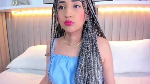 Snapshot of violett_rabbit_ chatting on 21, 10, 2025 Violett online show from 21, 10, 2025