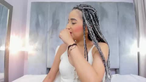 Snapshot of violett_rabbit_ chatting on 31, 10, 2025 Violett online show from 31, 10, 2025