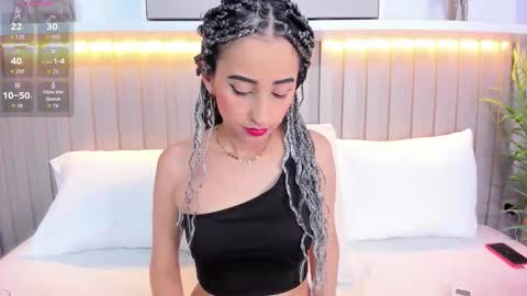 Snapshot of violett_rabbit_ chatting on 6, 11, 2025 Violett online show from 6, 11, 2025