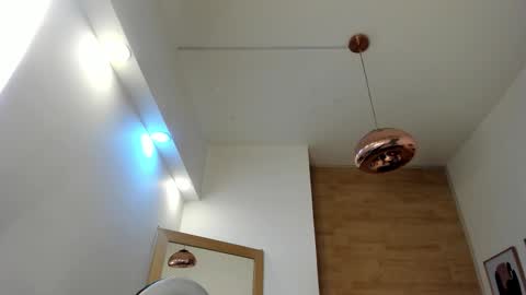 Snapshot of violetta_90_ chatting on 8, 10, 2025 Violeta online show from 8, 10, 2025