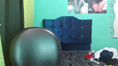 Snapshot of violetta_dreams chatting on 13, 6, 2026 violetta_dreams online show from 13, 6, 2026