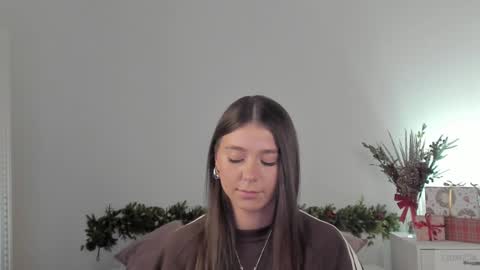 violetta_finch online show from 14, 12, 2024