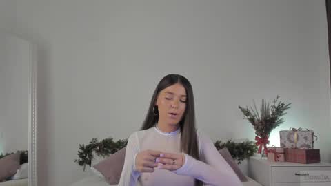 violetta_finch online show from 19, 1, 2025