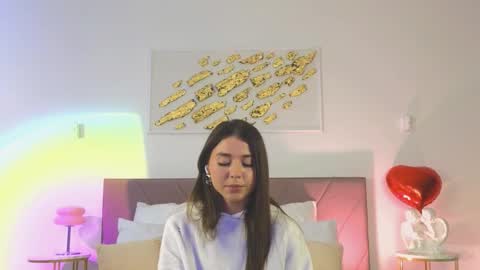 violetta_finch online show from 18, 2, 2026