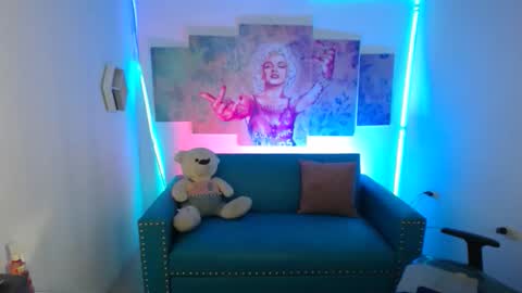 Violeta online show from 15, 2, 2026