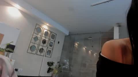 Snapshot of violettaa_stone chatting on 21, 5, 2026 Violettaa online show from 21, 5, 2026