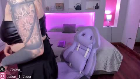 ViolettaBaker online show from 19, 2, 2025