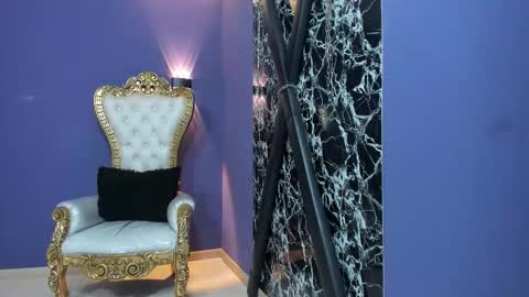 Snapshot of violettamidnight chatting on 28, 10, 2025 Violetta online show from 28, 10, 2025