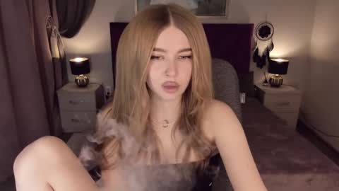 ViolettaOtis online show from 27, 1, 2025