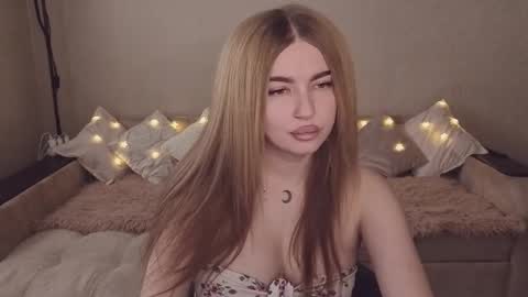 ViolettaOtis online show from 4, 10, 2025