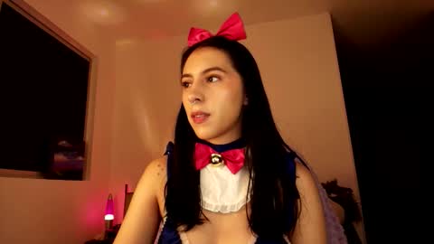 Violetta....Follow me in Twitter... online show from 6, 10, 2025