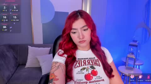 Violett Castel online show from 31, 1, 2025