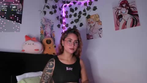 Violette  online show from 10, 12, 2024