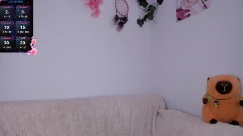 Violette  online show from 7, 3, 2025