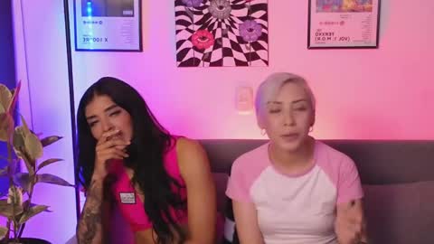 Violet online show from 15, 5, 2026
