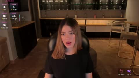 Violett  online show from 1, 3, 2025