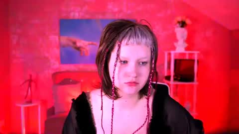 Snapshot of violettwoods chatting on 16, 7, 2026 Violett online show from 16, 7, 2026