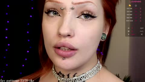 Snapshot of violetvio1ator chatting on 29, 12, 2024 Dommy mommy online show from 29, 12, 2024