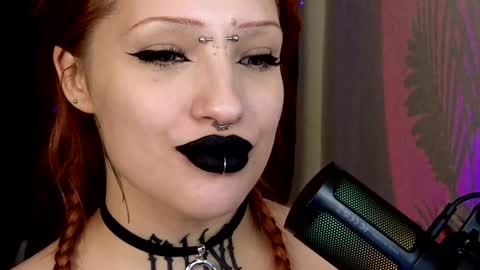 Snapshot of violetvio1ator chatting on 27, 1, 2025 Dommy mommy online show from 27, 1, 2025