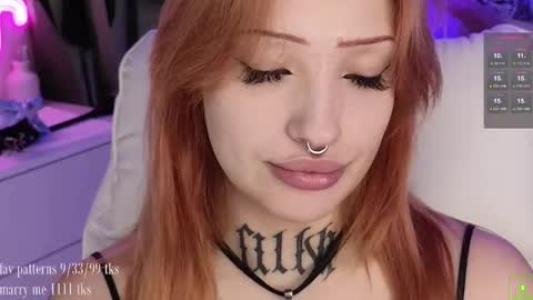 Snapshot of violetvio1ator chatting on 26, 9, 2025 Dommy mommy online show from 26, 9, 2025